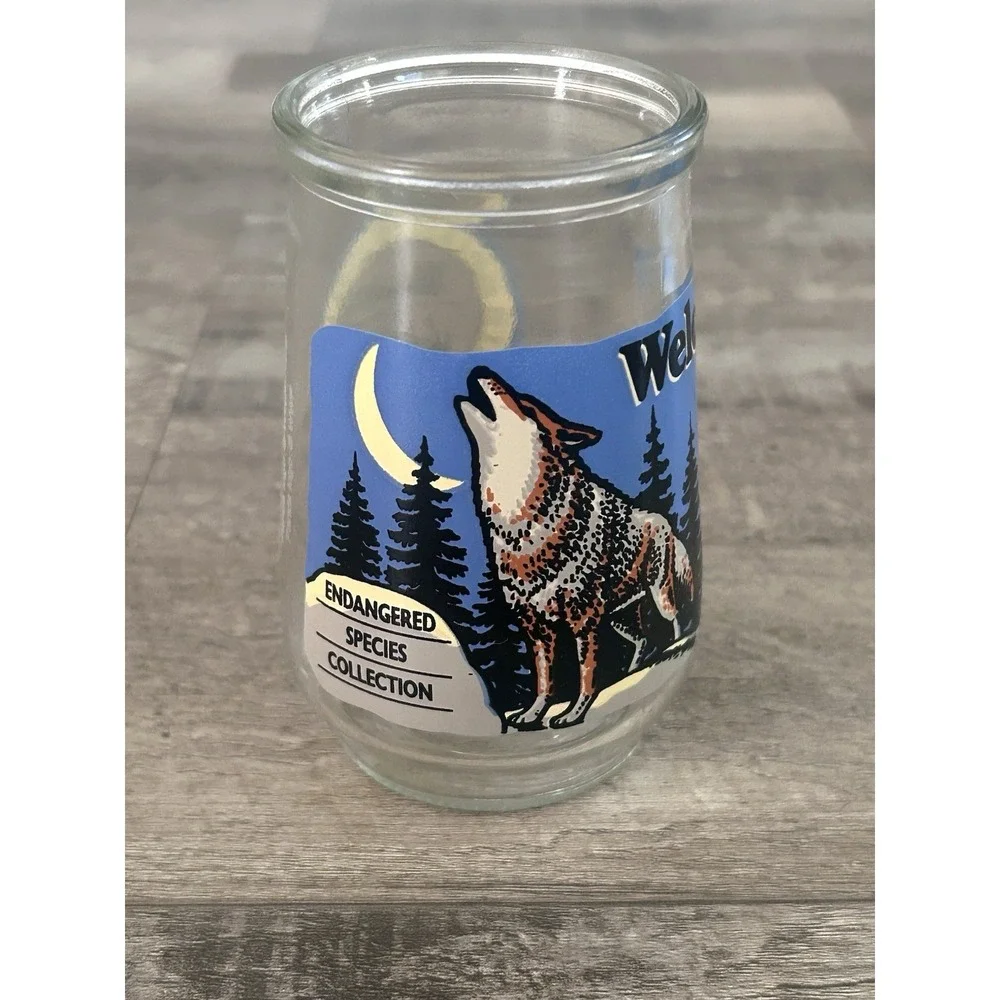 Welch's WWF Endangered Animal Species - #4 Red Wolf Jelly Glass Jar Cup‎